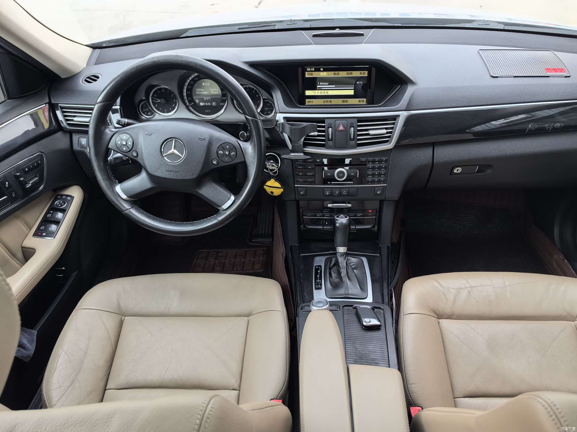Mercedes-Benz E-Class, 2011 8