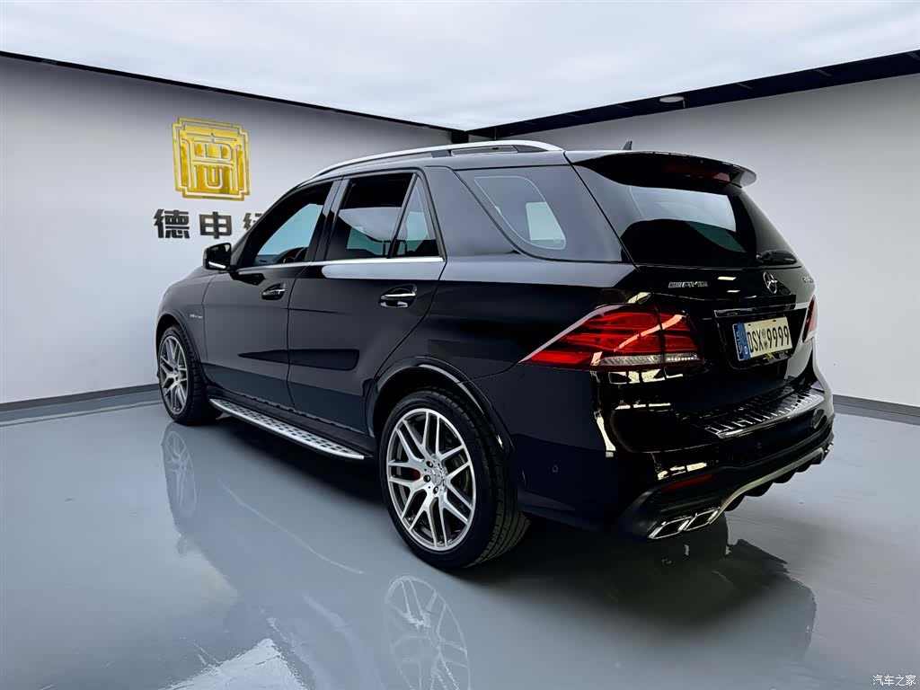 Mercedes-Benz GLE, 2020 4
