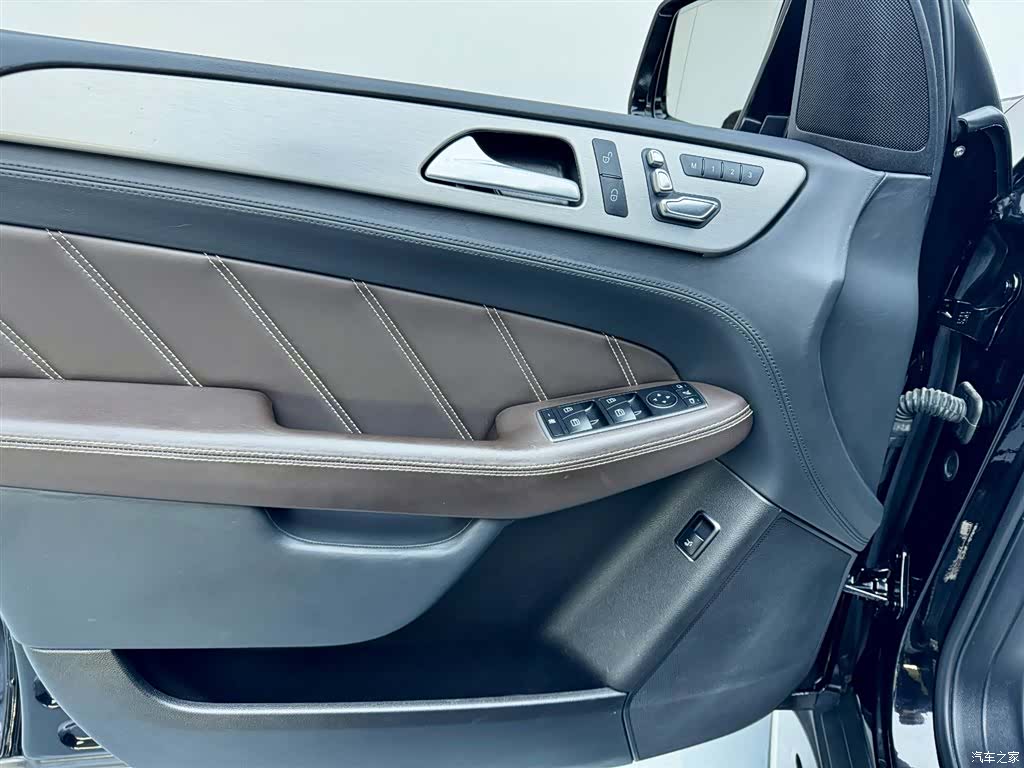 Mercedes-Benz GLE, 2020 10
