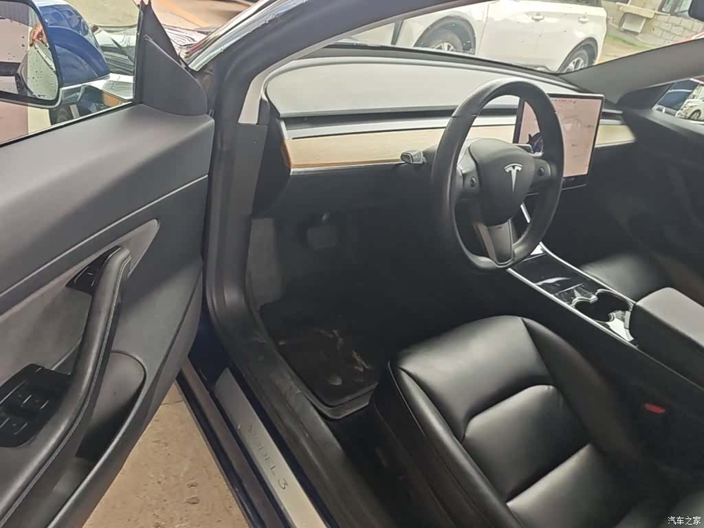Tesla Model 3, 2020 16