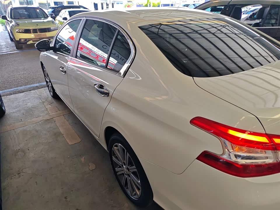 Peugeot 408 Peugeot 408