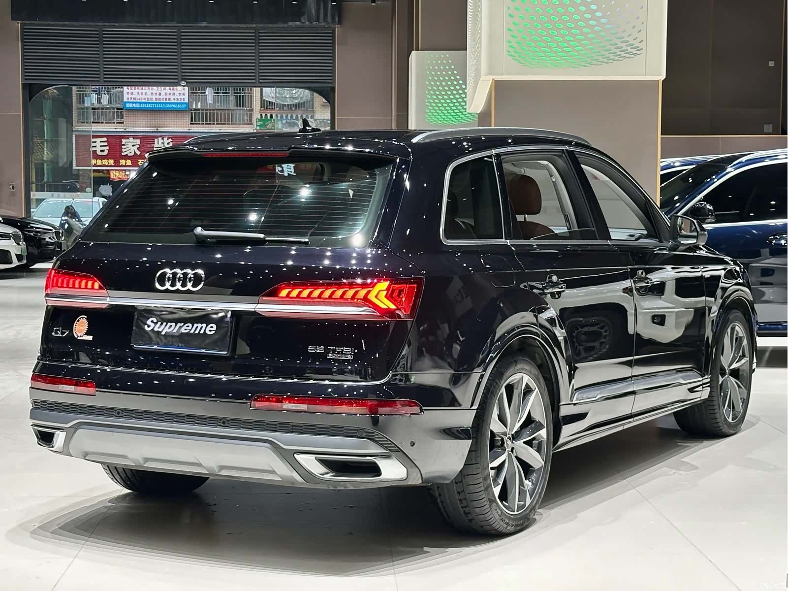 Audi Q7, 2022 11