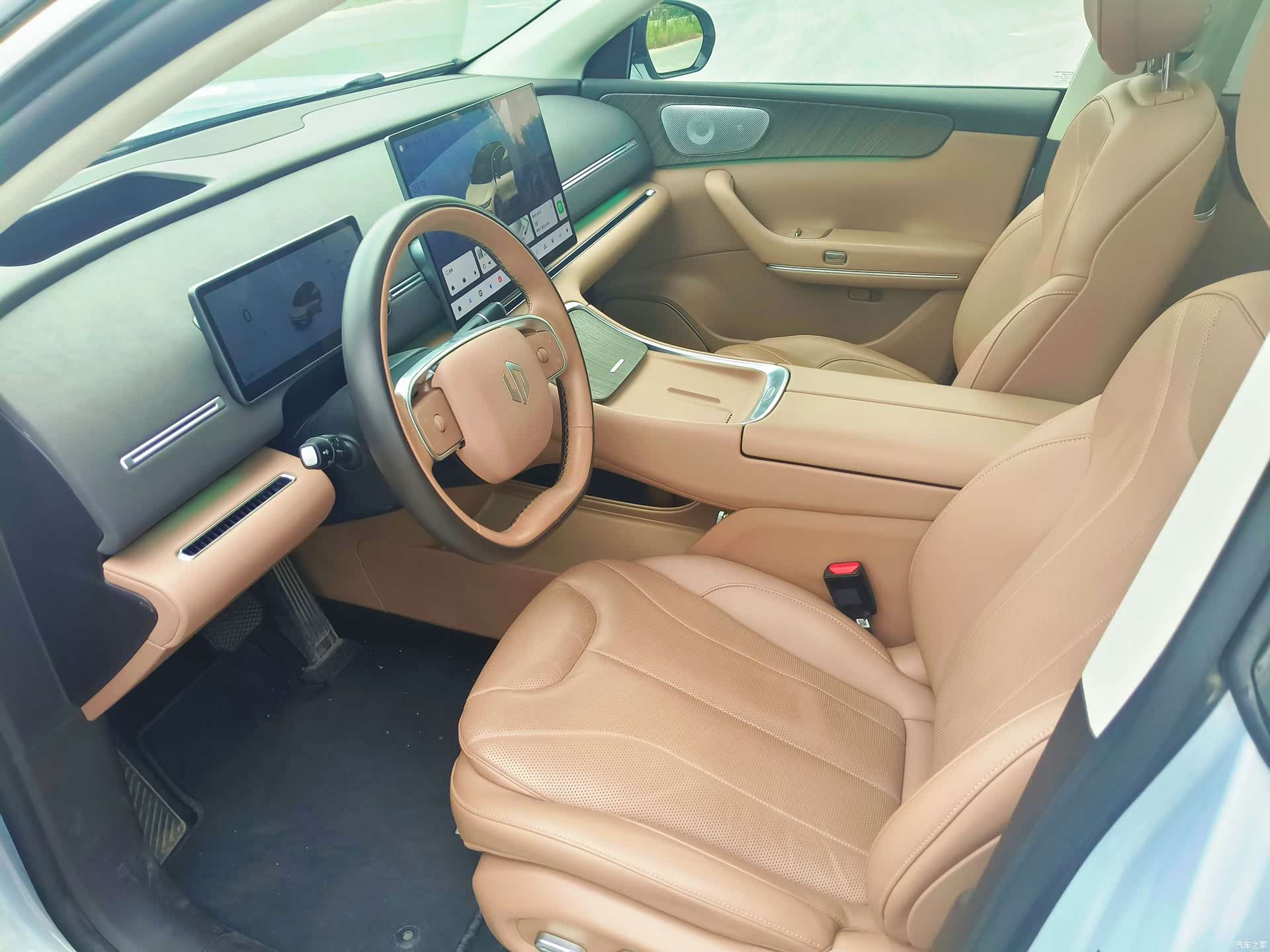 Leapmotor C11, 2025 все фото