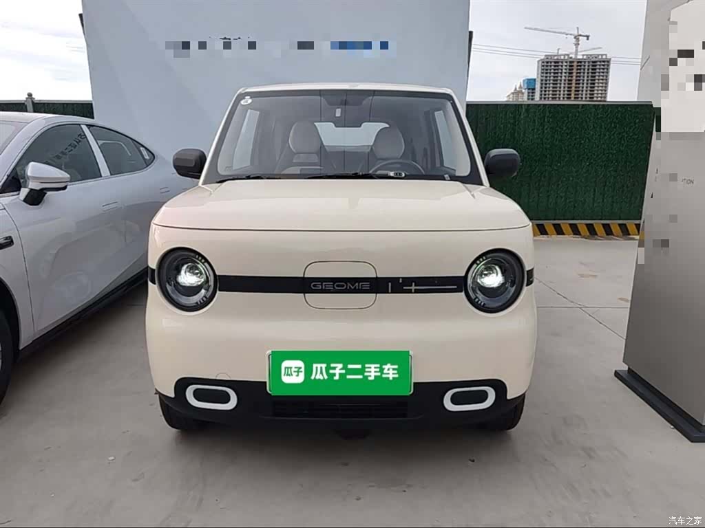 Geely Panda, 2025 3