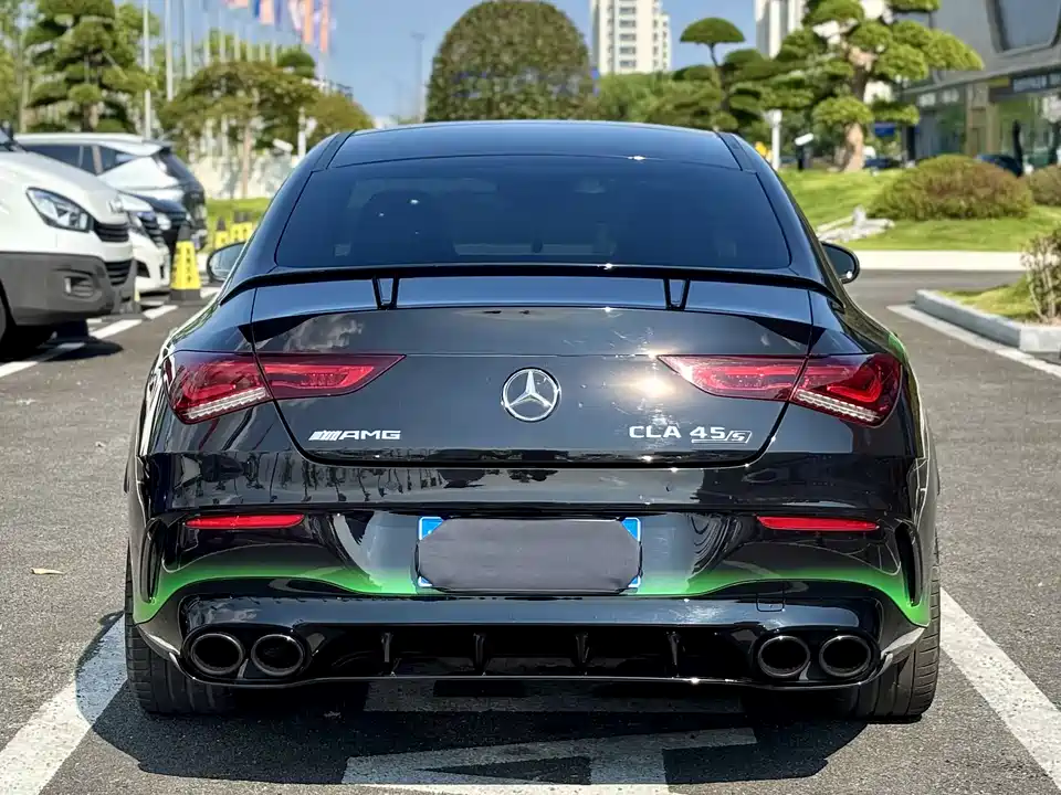 Mercedes-Benz CLA AMG