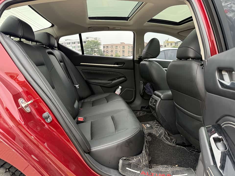Nissan Teana Nissan Teana