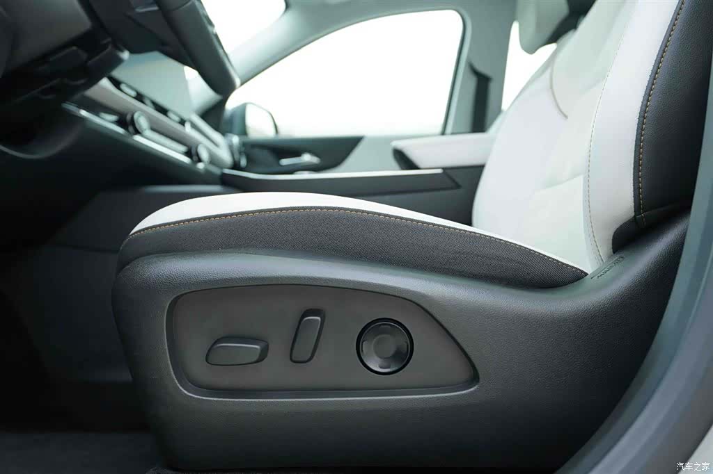 Chevrolet Equinox, 2024 12
