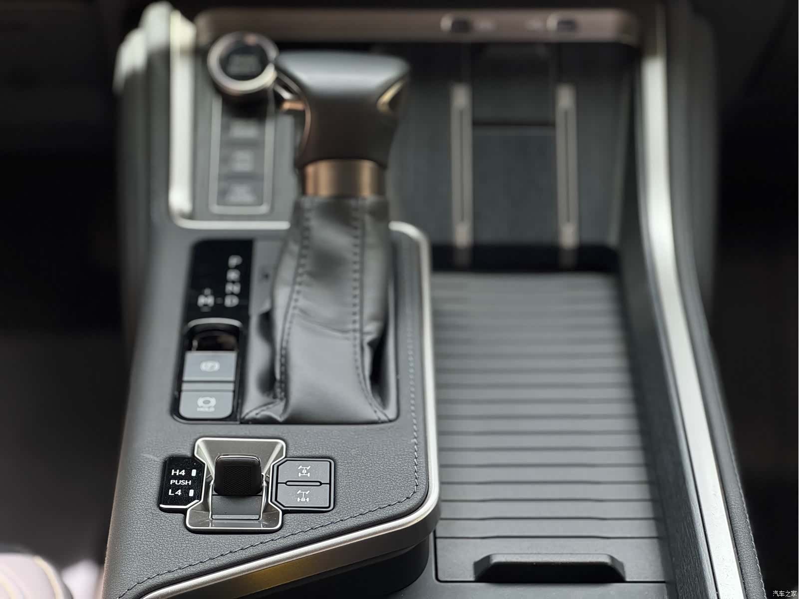 Lexus GX, 2024 17