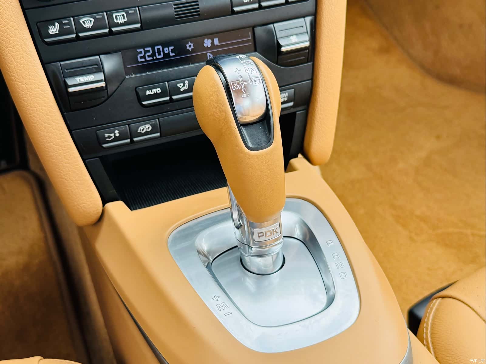 Porsche Cayman, 2010 10