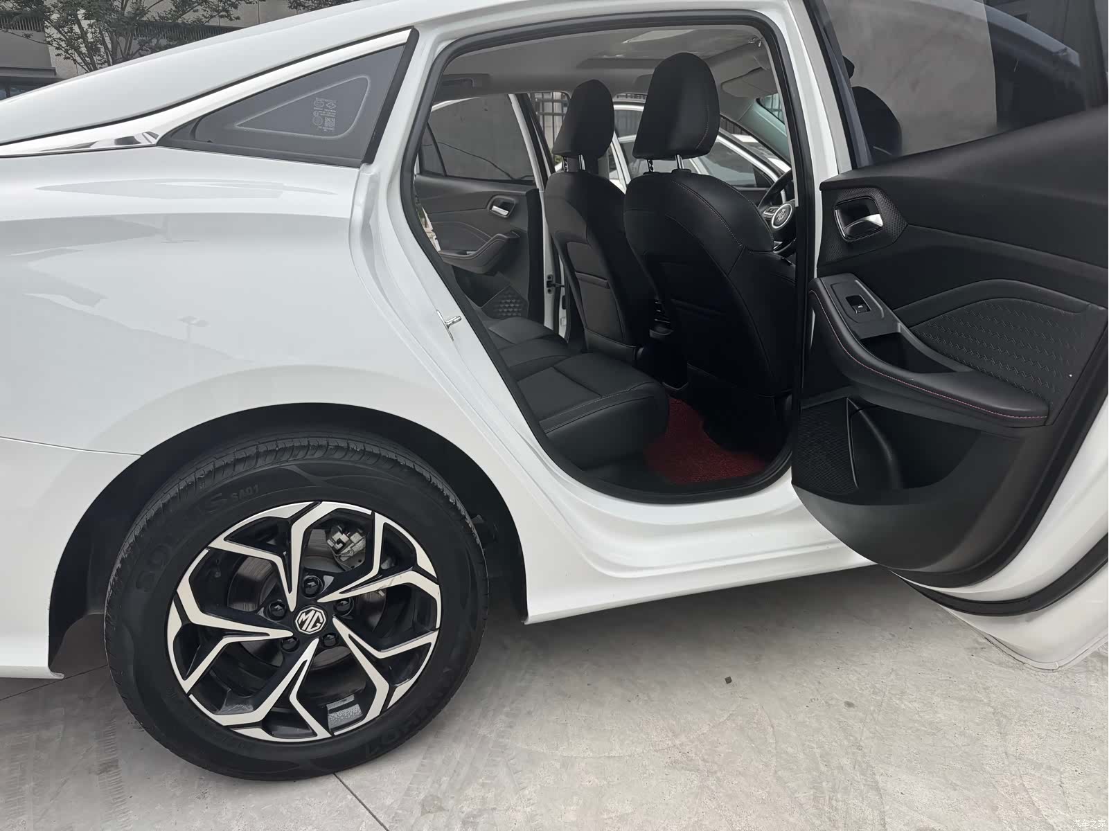 MG MG5, 2024 6