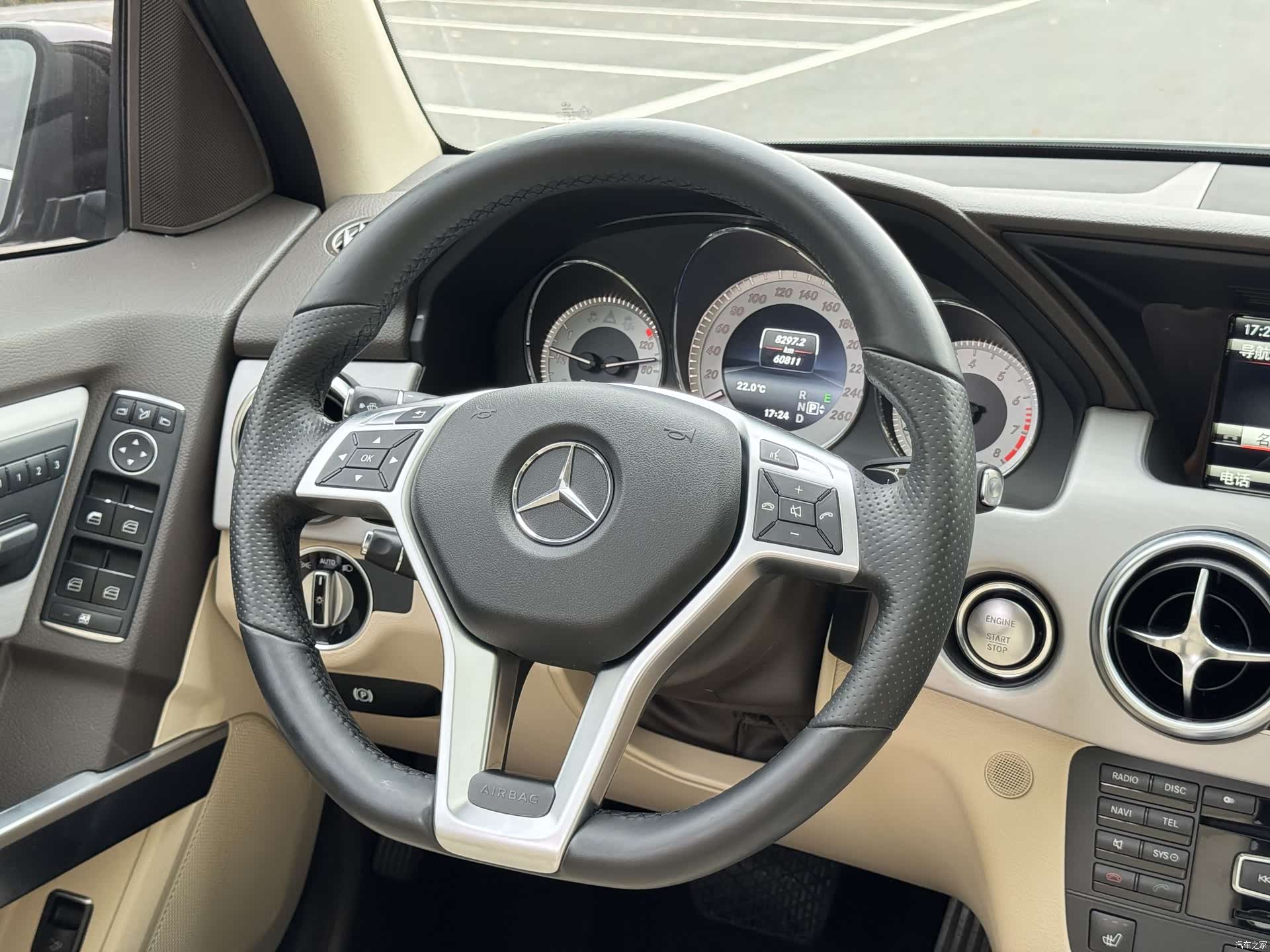 Mercedes-Benz GLK-Class, 2015 8