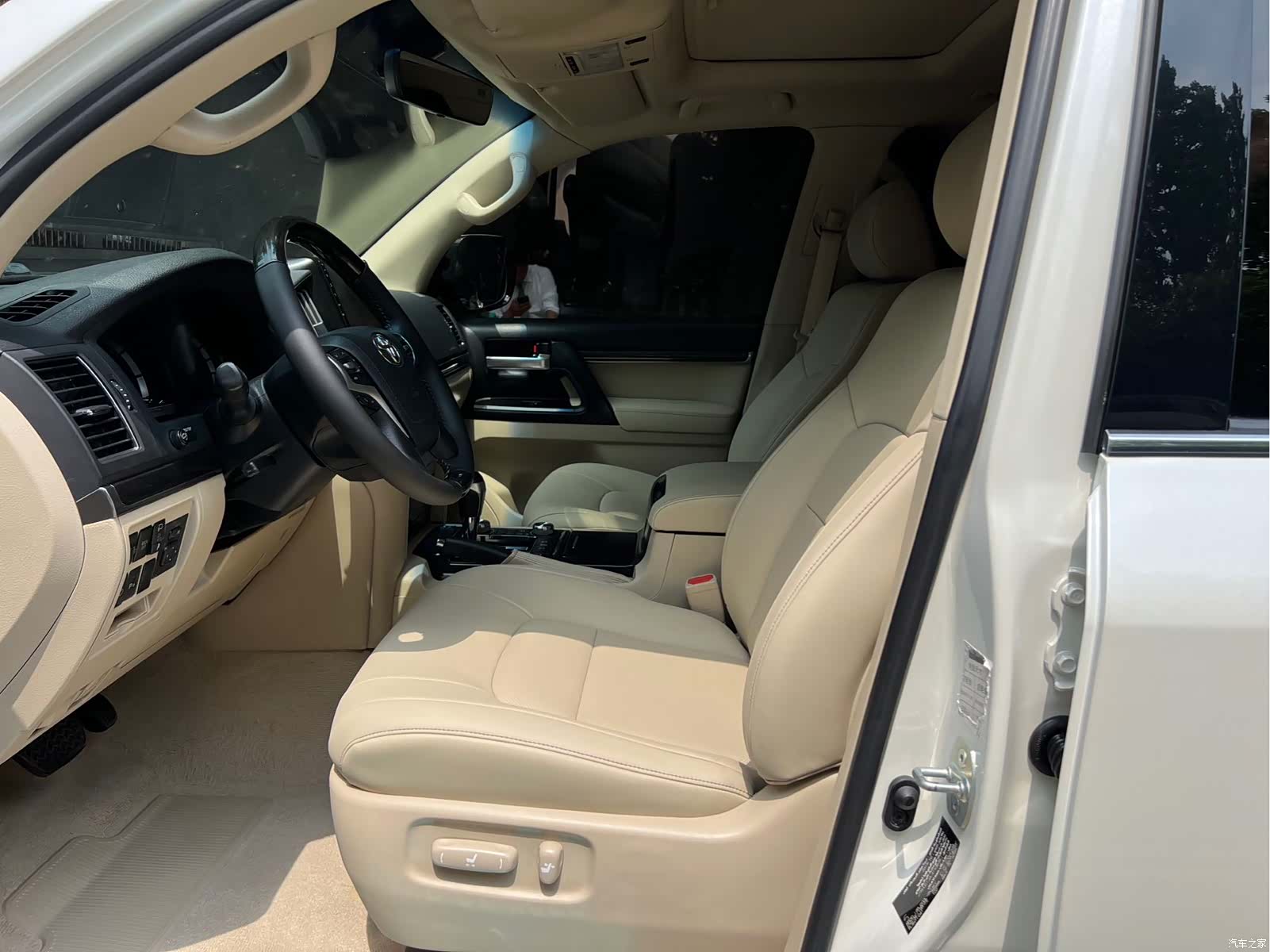 Toyota Land Cruiser, 2020 7