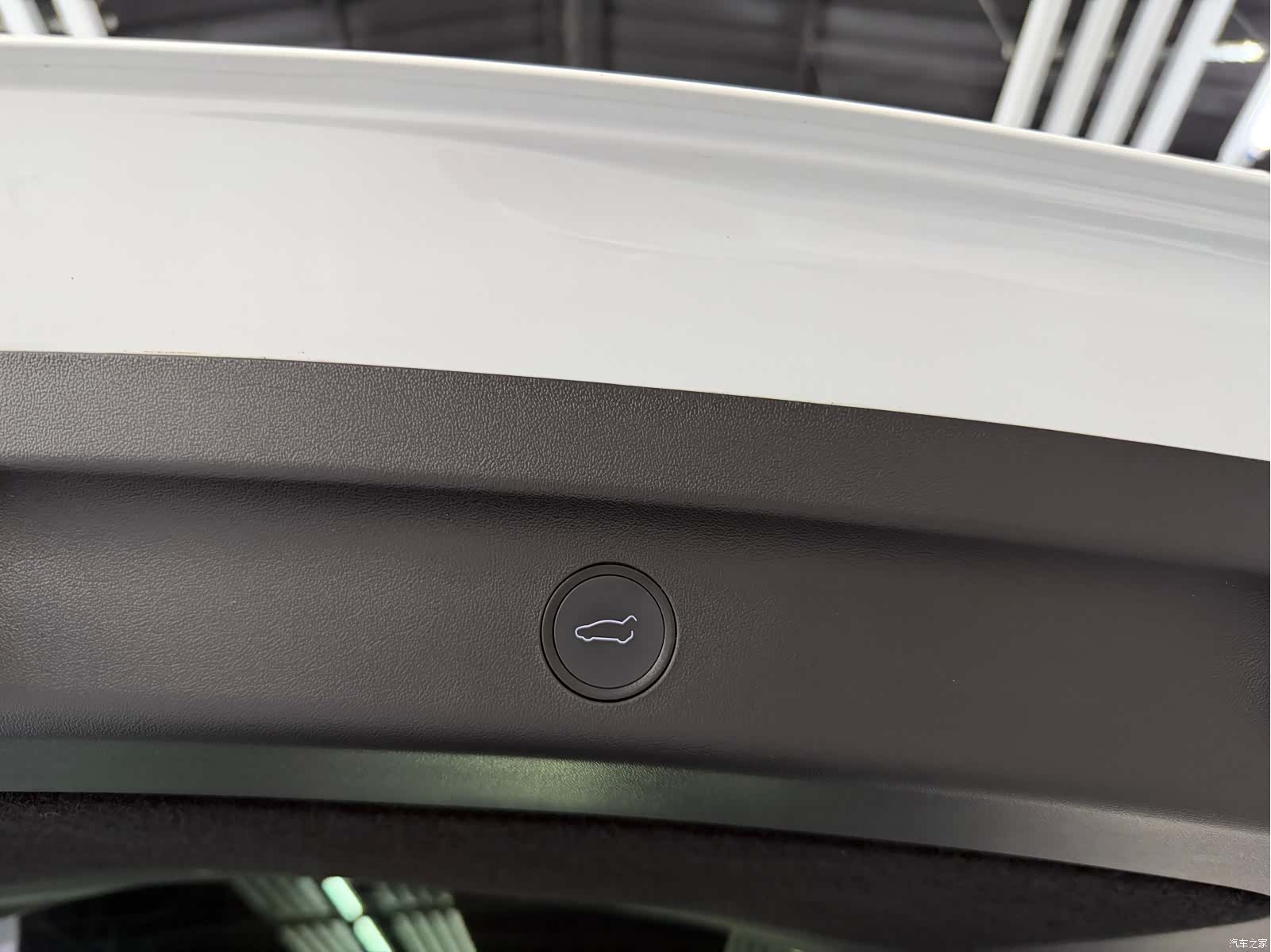 Tesla Model Y, 2025 13