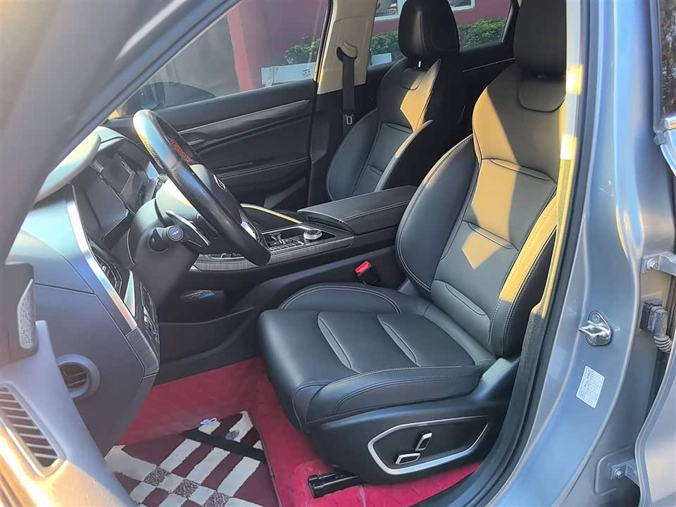Geely Tugella
