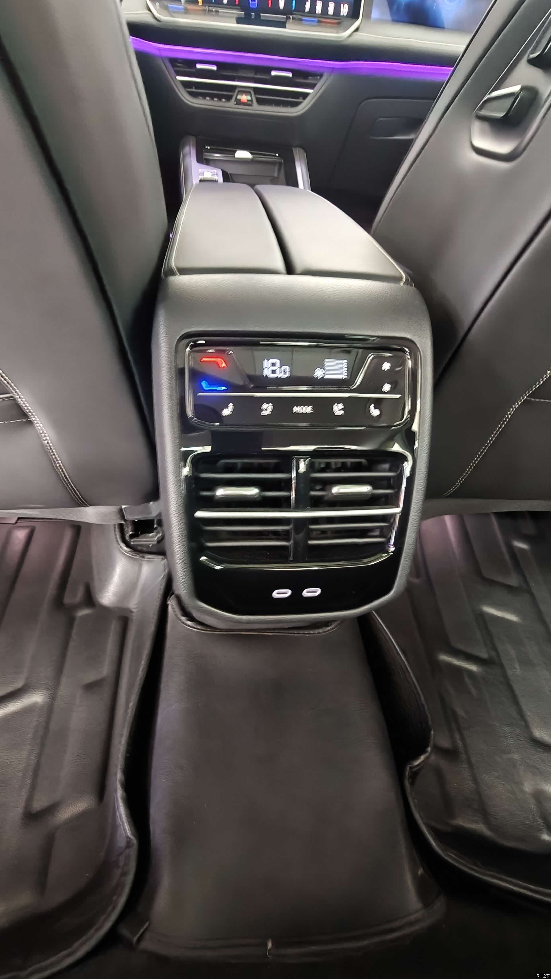 Volkswagen Magotan, 2024 16