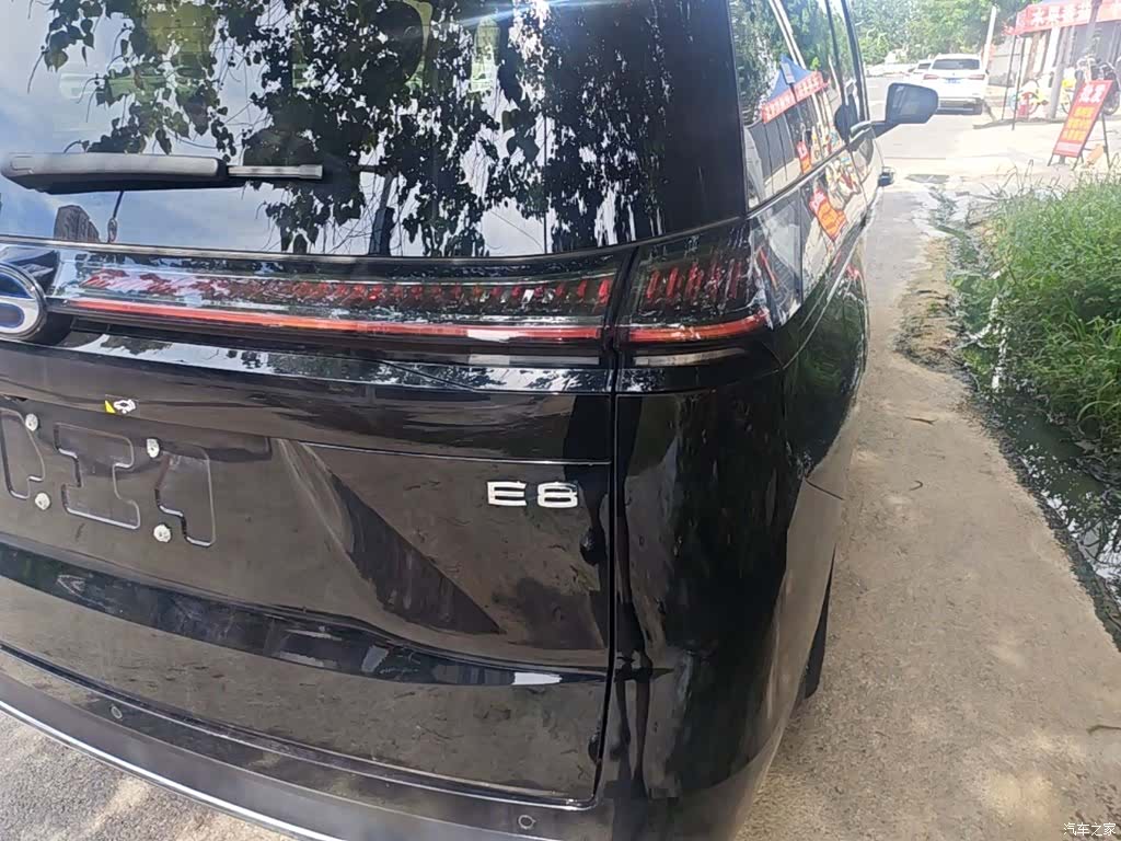 Trumpchi E8, 2024 8