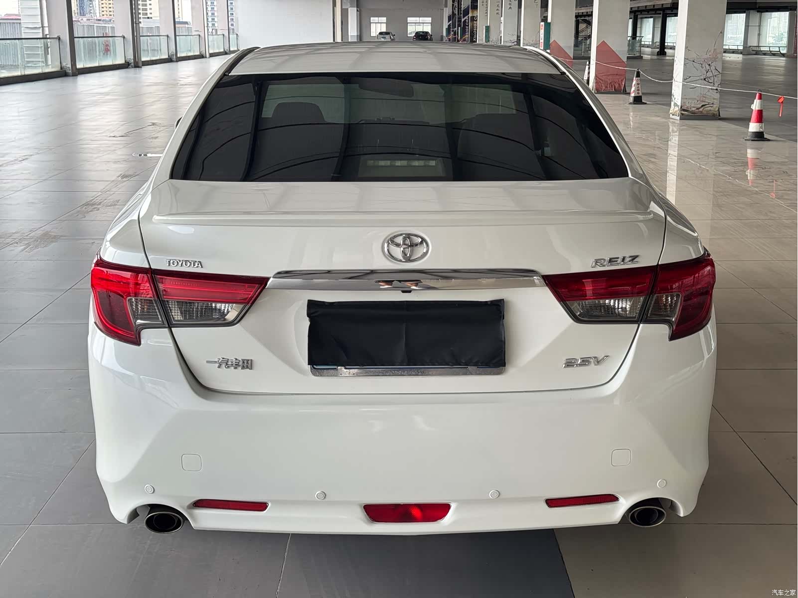 Toyota 2.5V, 2016 все фото