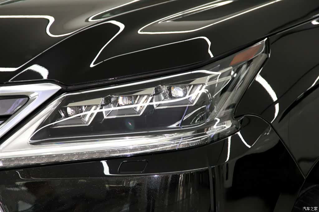 Lexus LX, 2020 40
