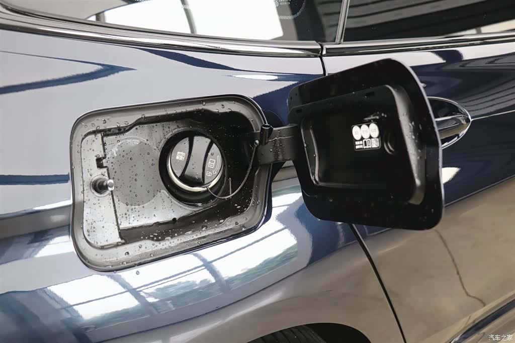 BMW 6 Series GT, 2024 29