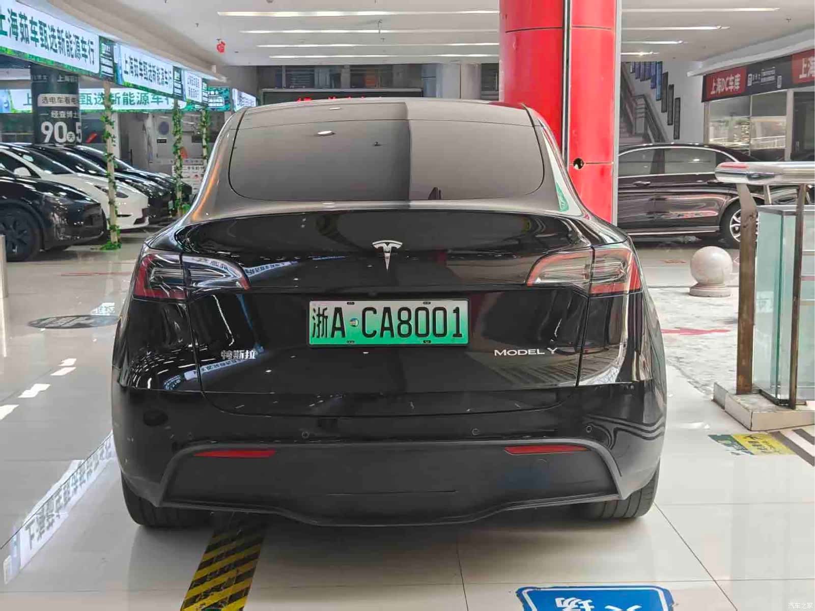 Tesla Model Y, 2024 7