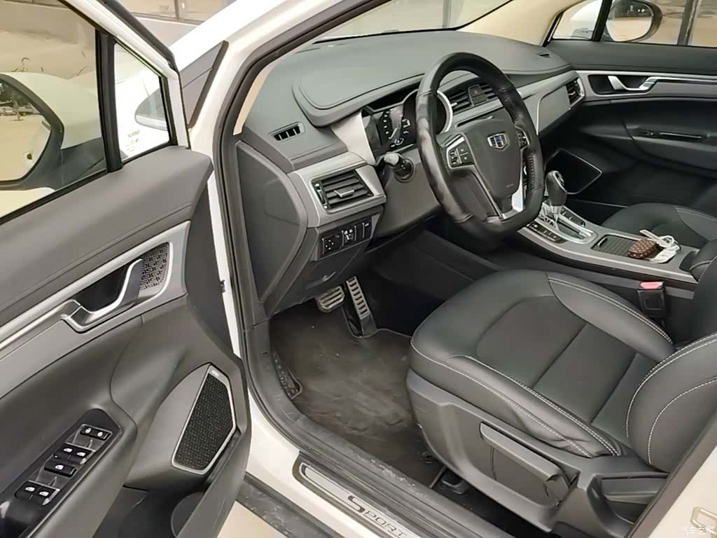 Geely Emgrand, 2019 16