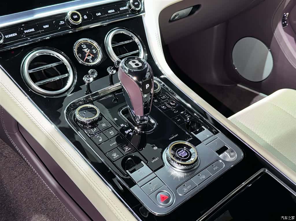 Bentley Continental GT, 2022 11