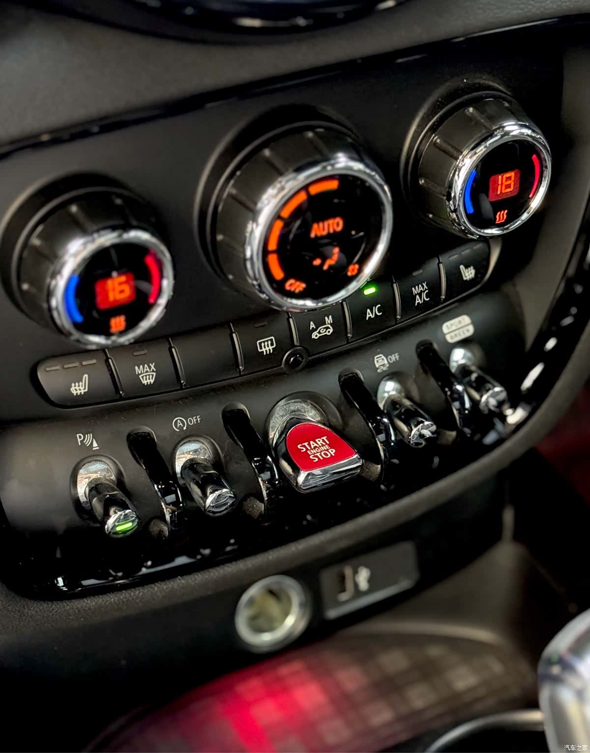 Mini Cooper, 2023 9