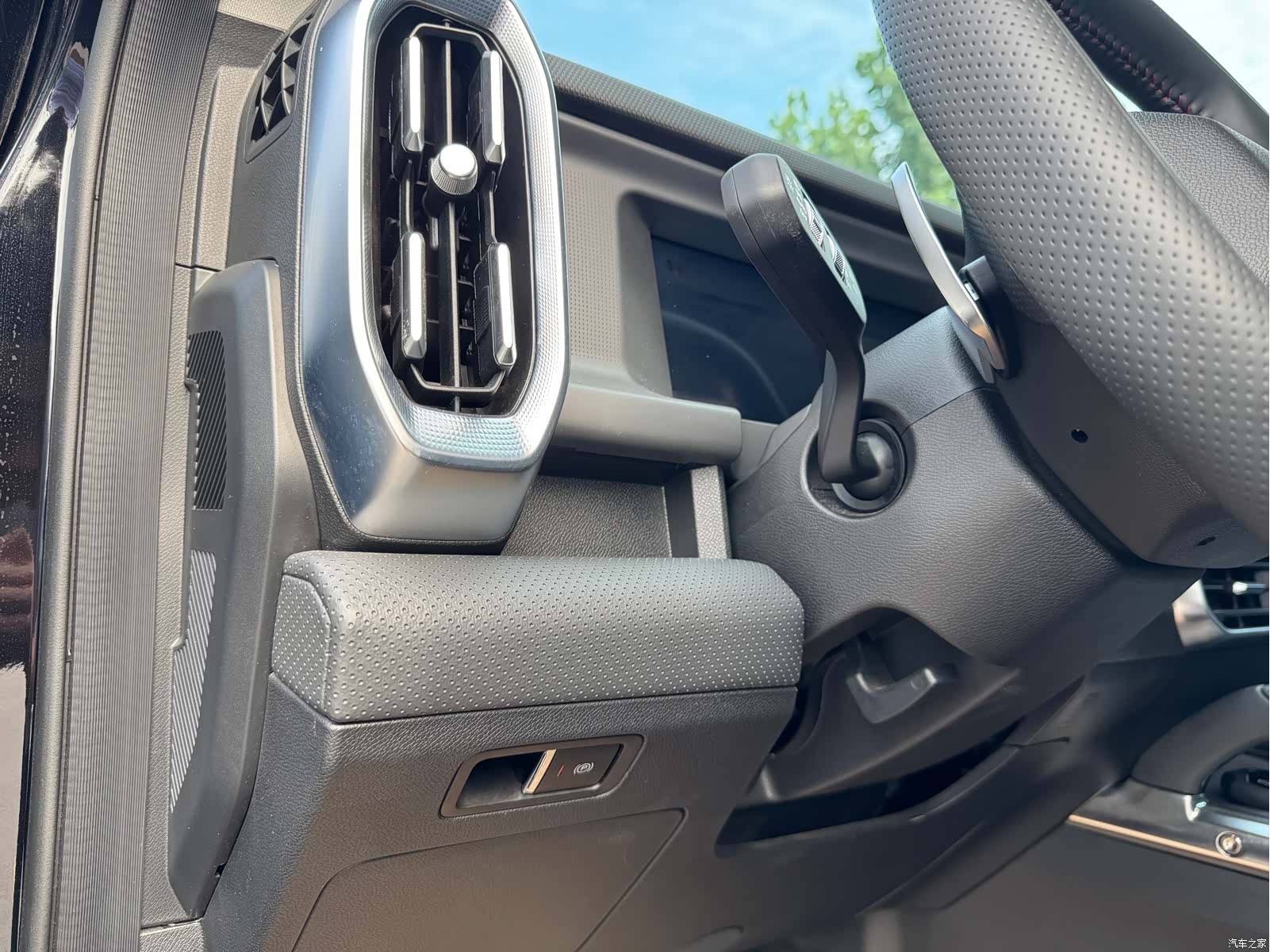 Jetour Traveller, 2023 13