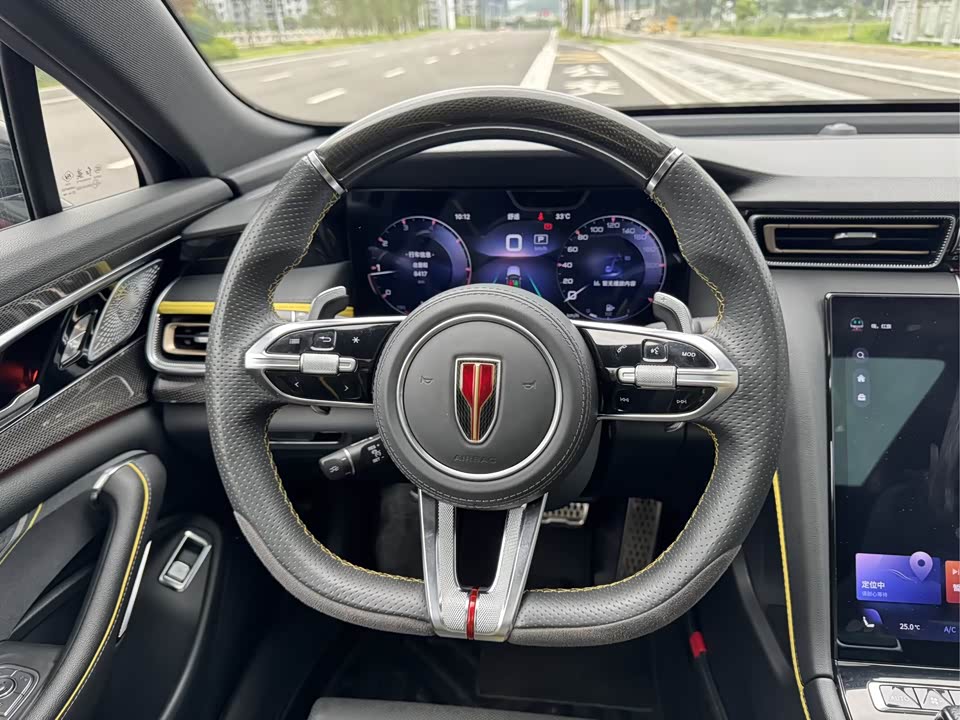 Hongqi H6
