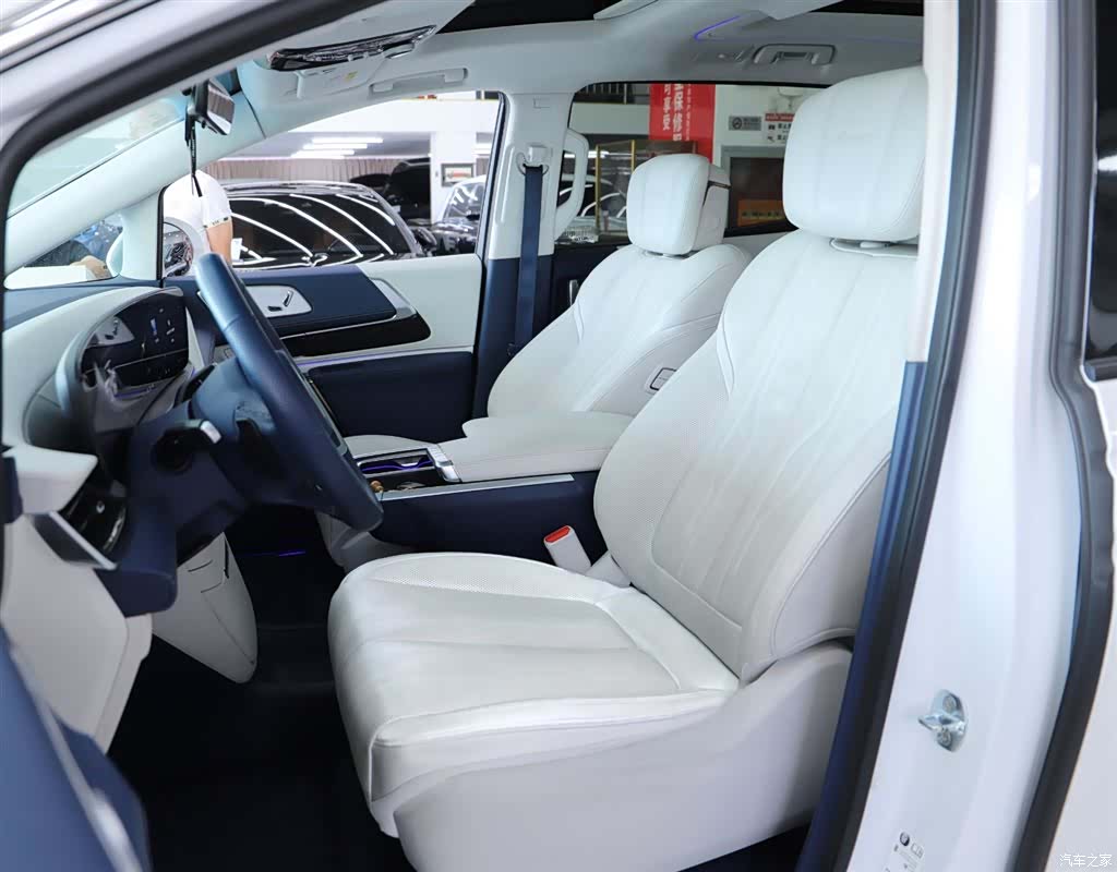 Buick Century, 2023 6