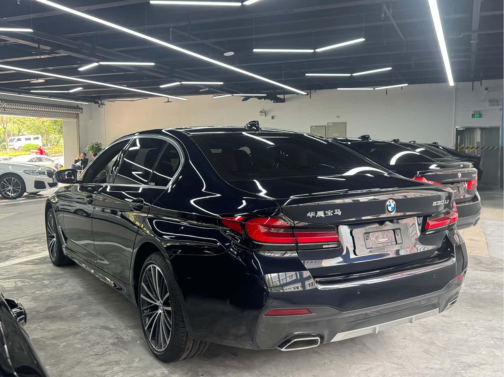 BMW 5 Series, 2022 4
