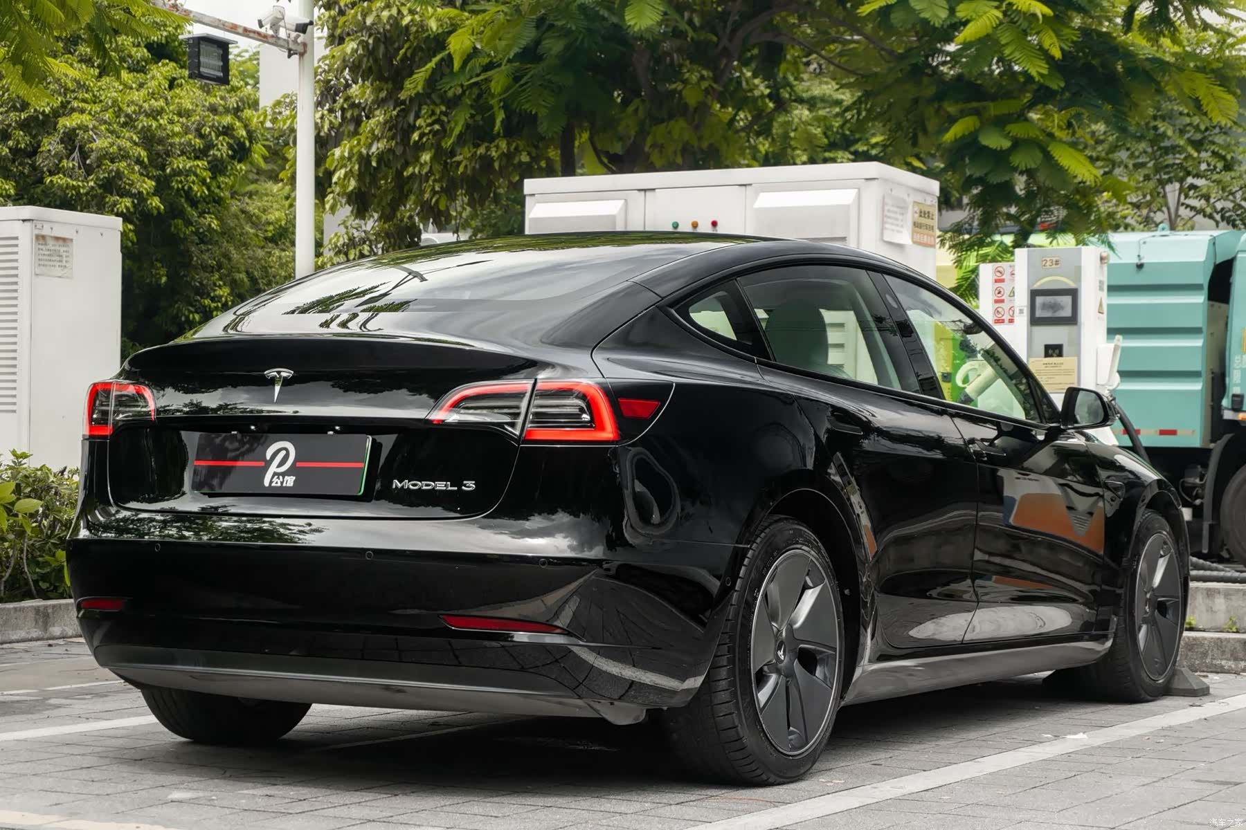 Tesla Model 3, 2023 6