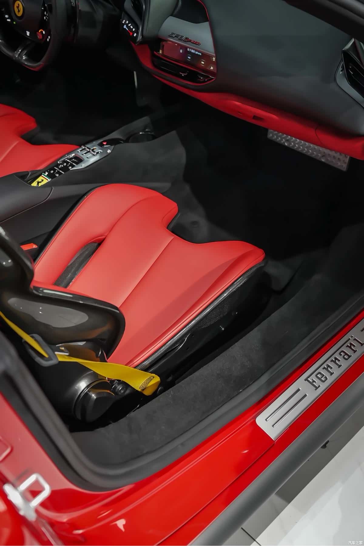 Ferrari SF90, 2024 13