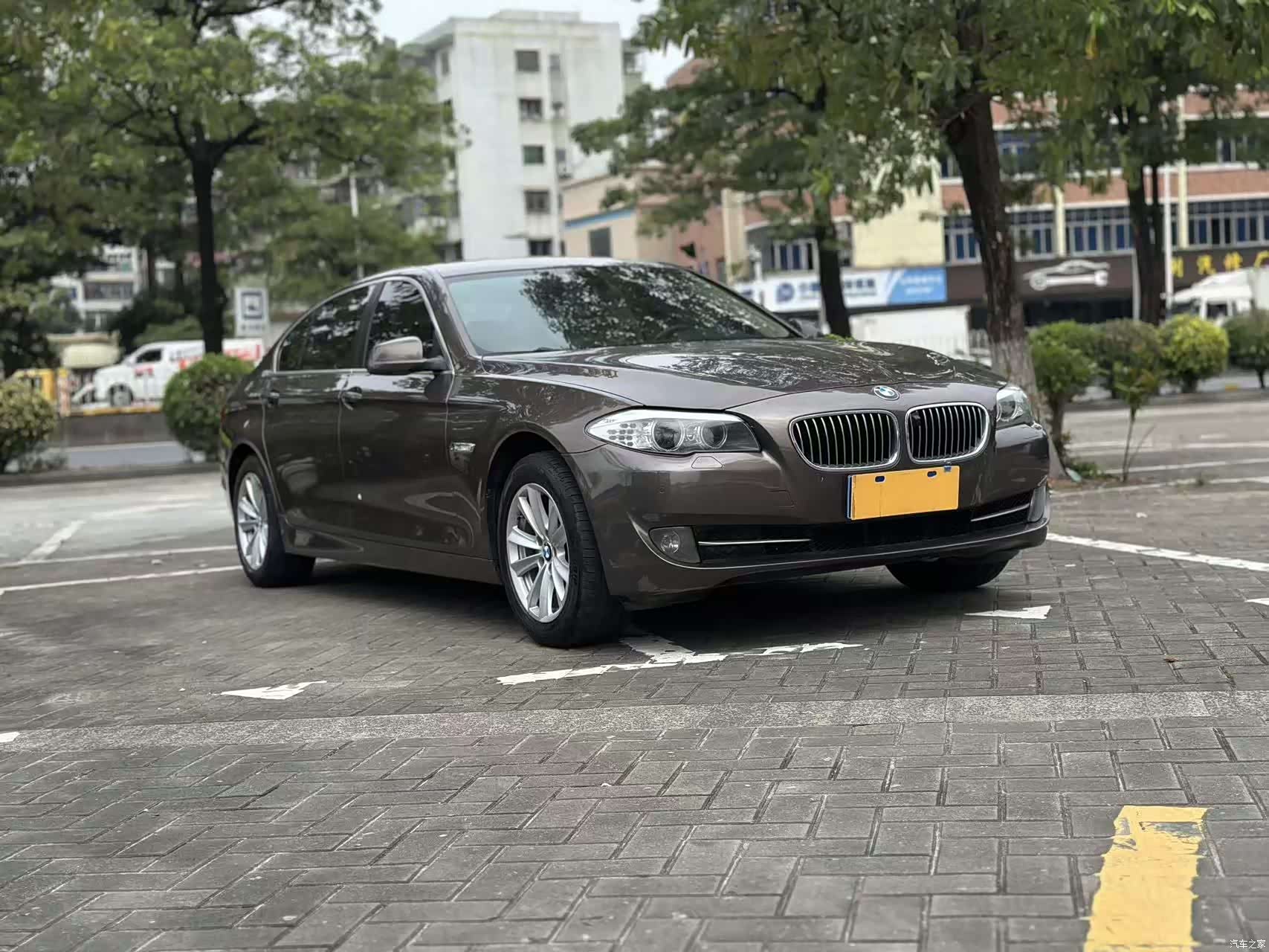 BMW 5 Series, 2012 3