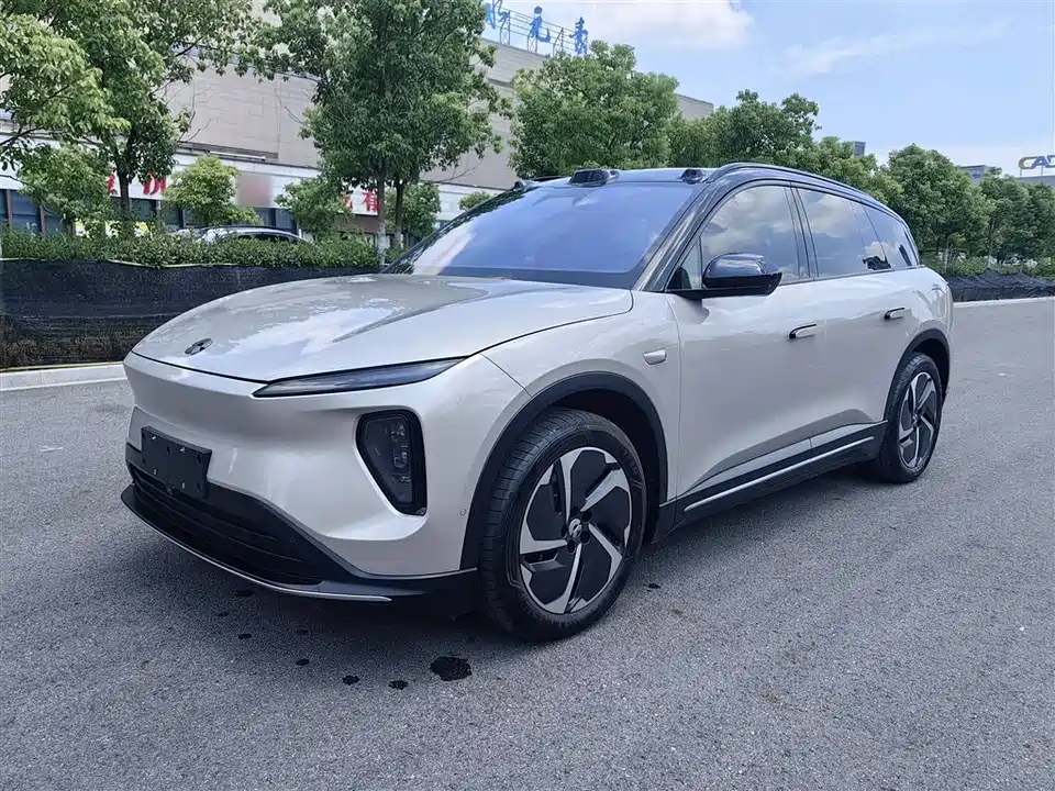 NIO ES6