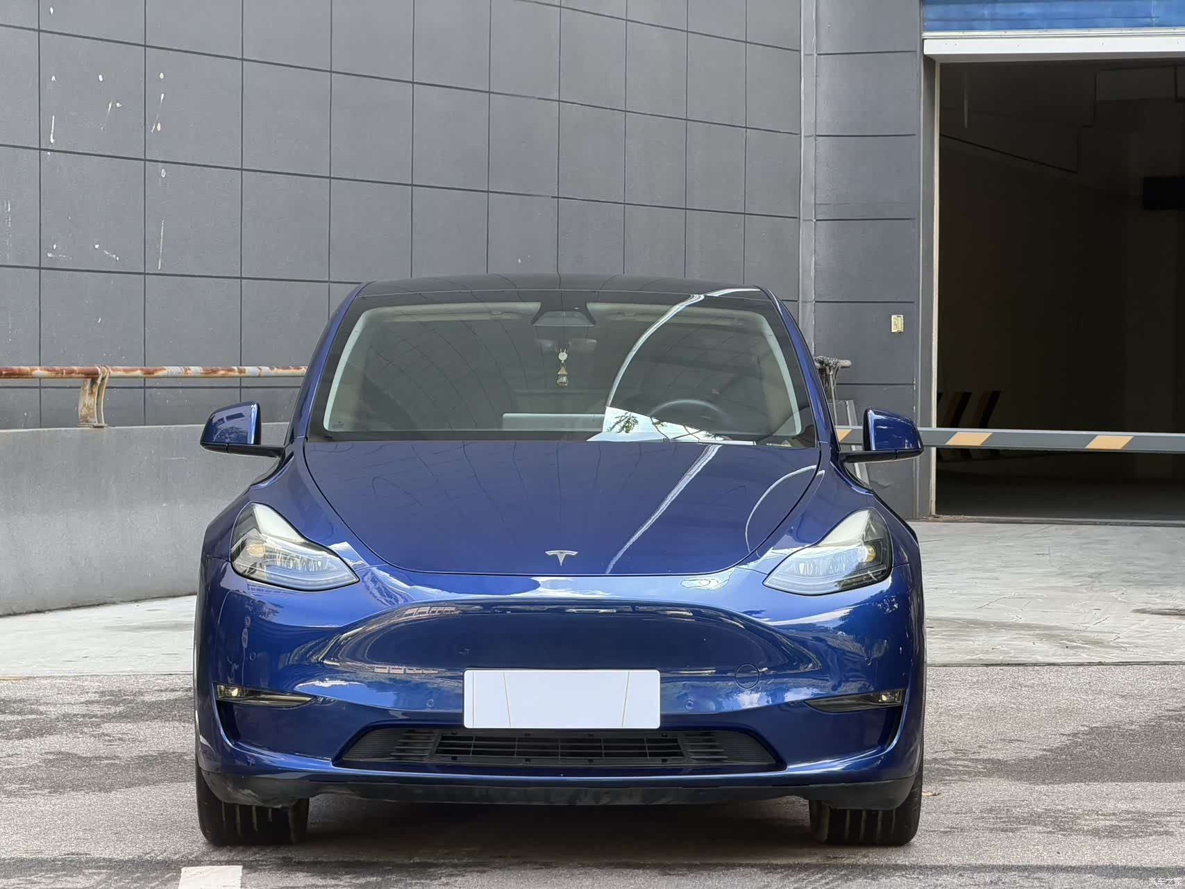 Tesla Model Y, 2021 2