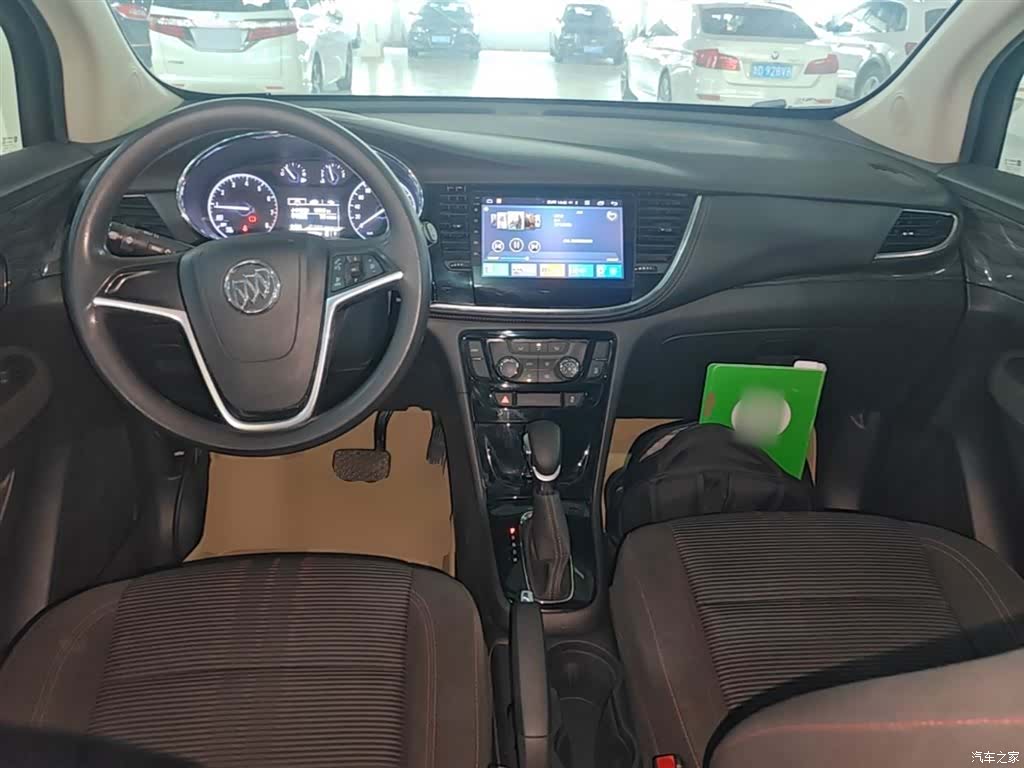 Buick Encore, 2017 10