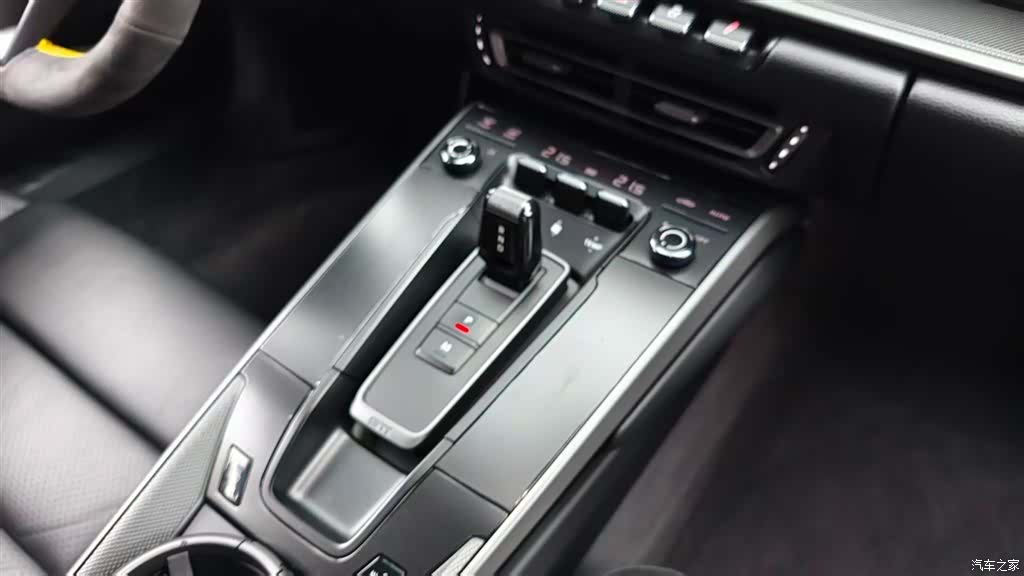 Porsche 911, 2021 13