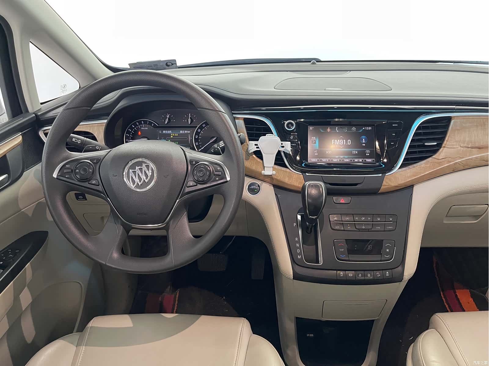 Buick GL8, 2019 15