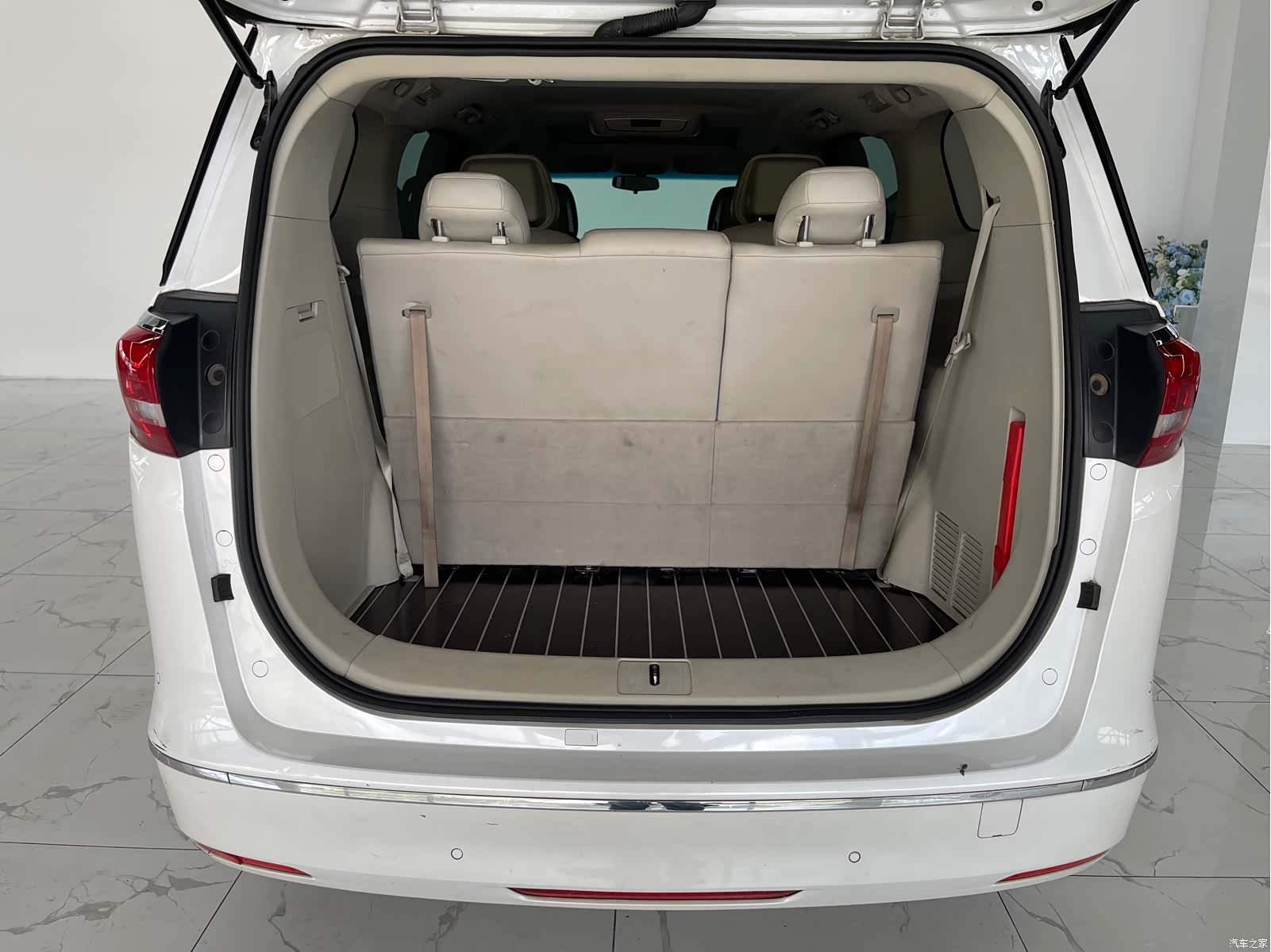 Buick GL8, 2019 25