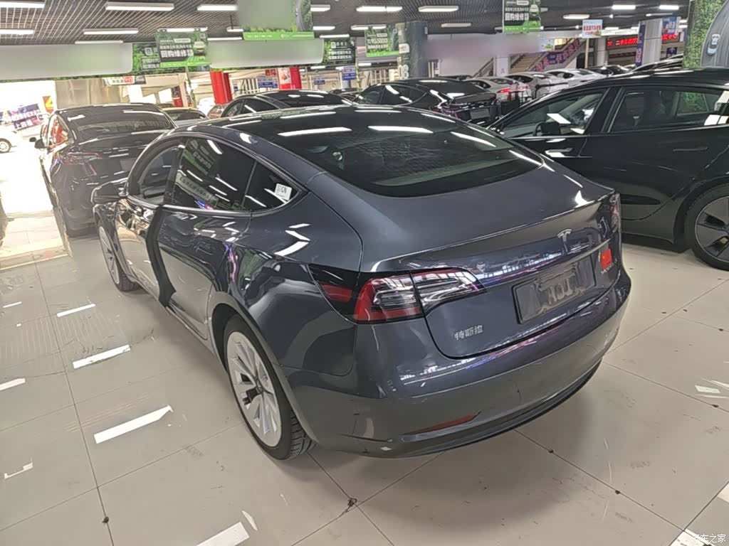 Tesla Model 3, 2021 все фото