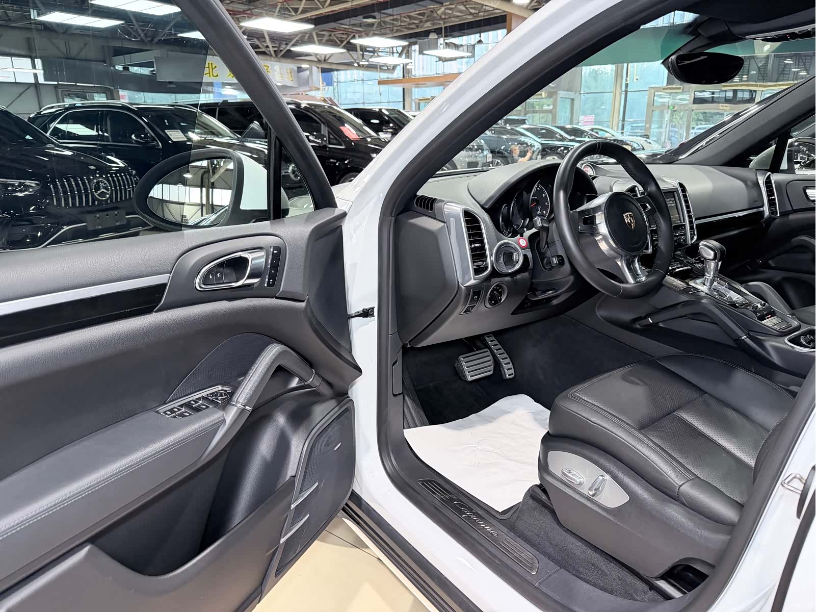 Porsche Cayenne, 2013 3