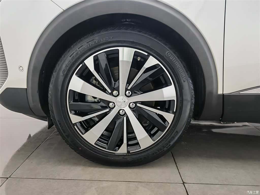 Peugeot 4008, 2022 17