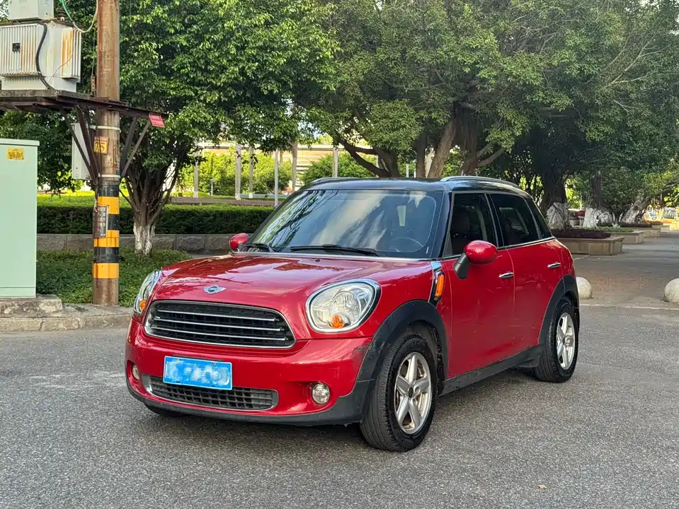 MINI COUNTRYMAN