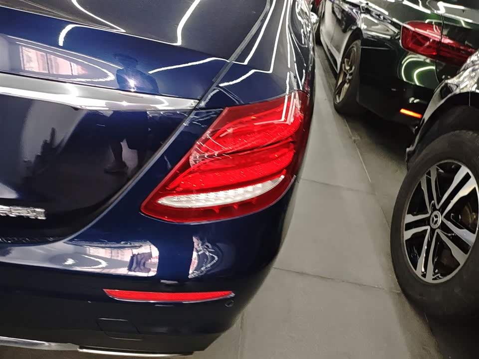 Mercedes-Benz E-class Mercedes-Benz E-class