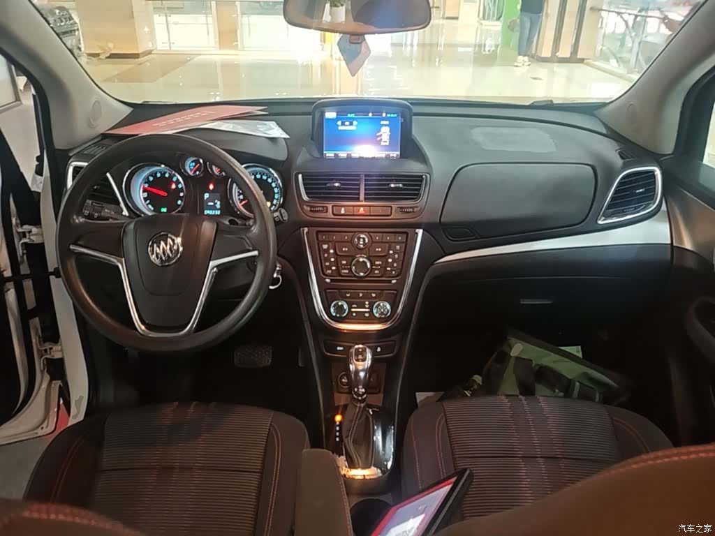 Buick Encore, 2015 10