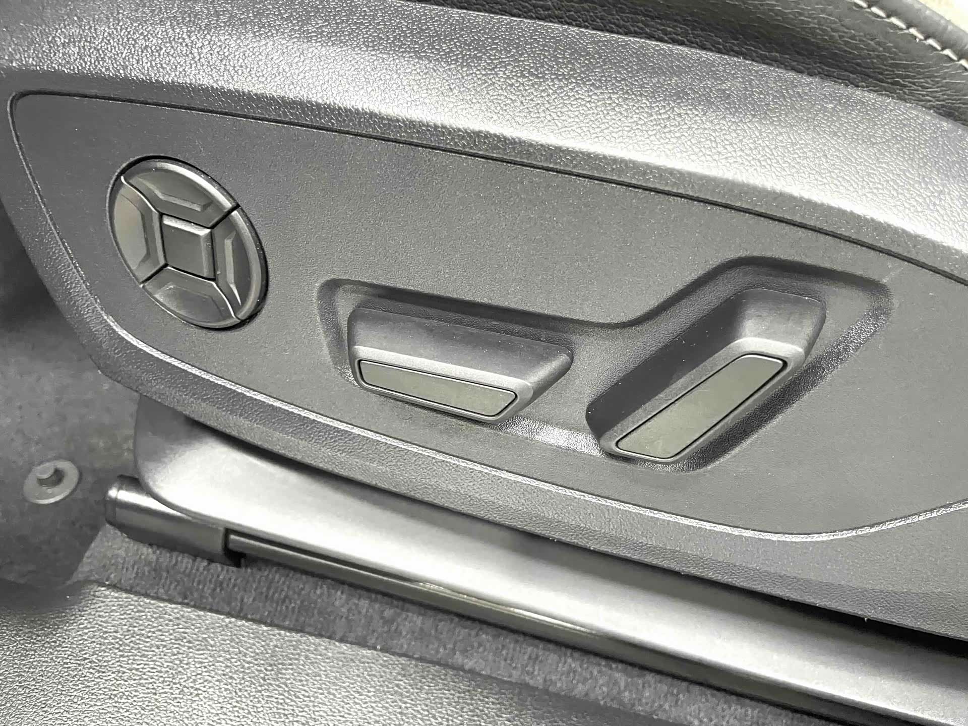 Audi Q3, 2022 14