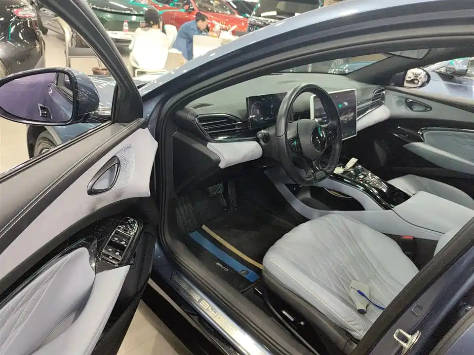 BYD seal