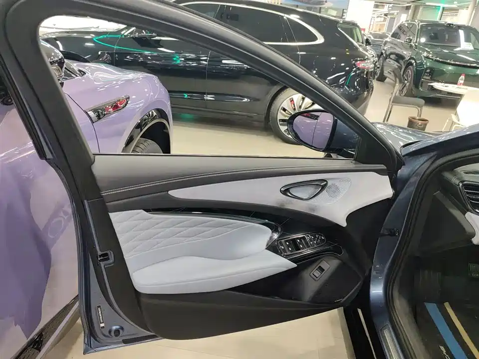 BYD seal