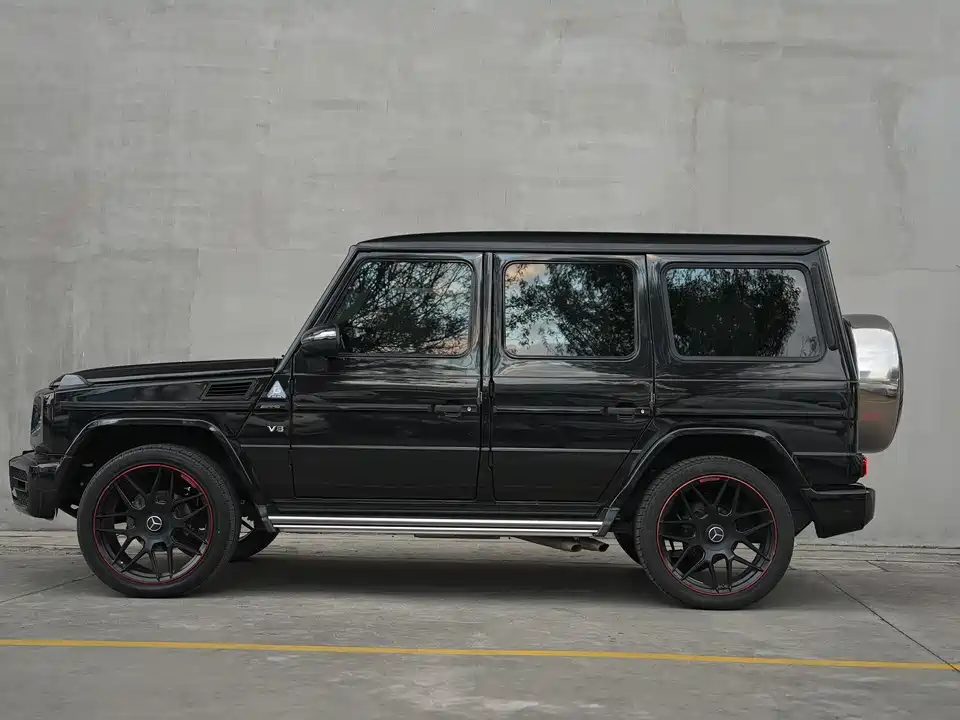 Mercedes-Benz G-class